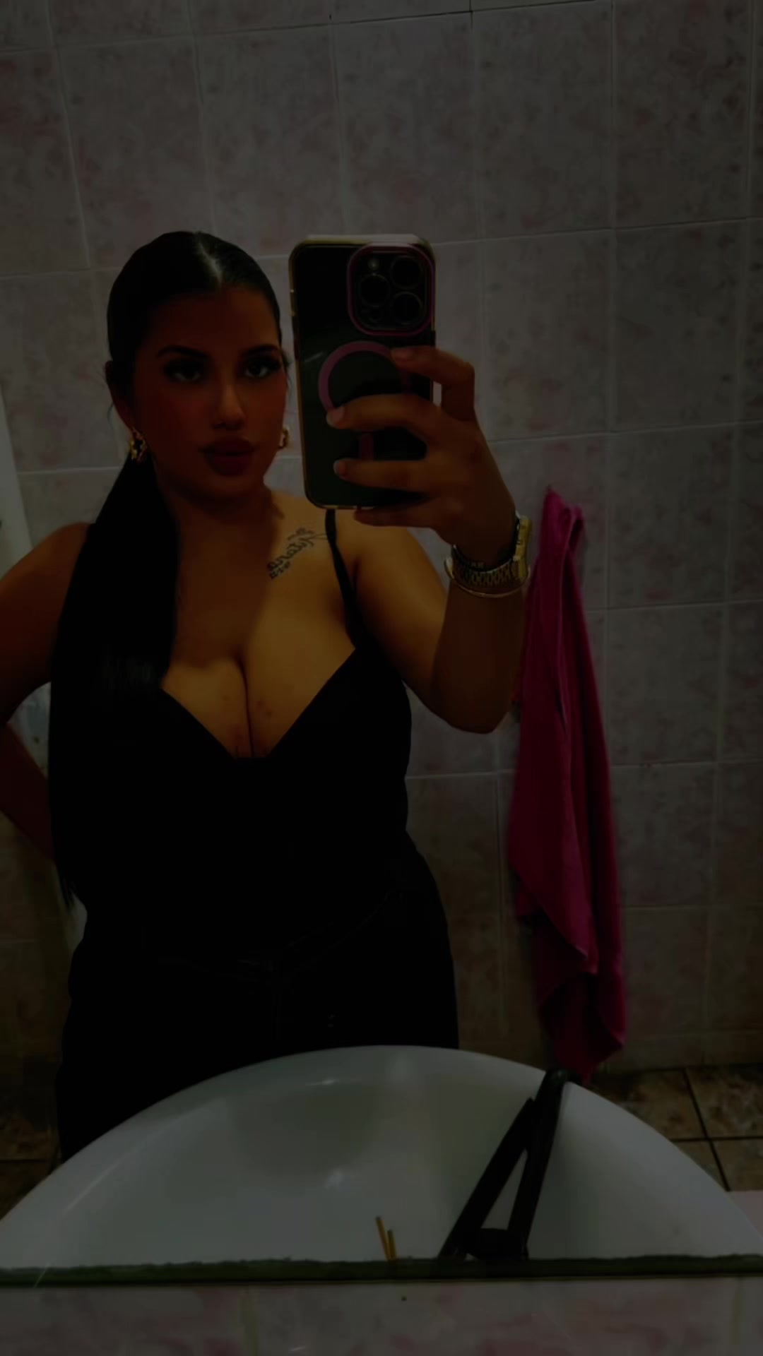 @Antoniaa