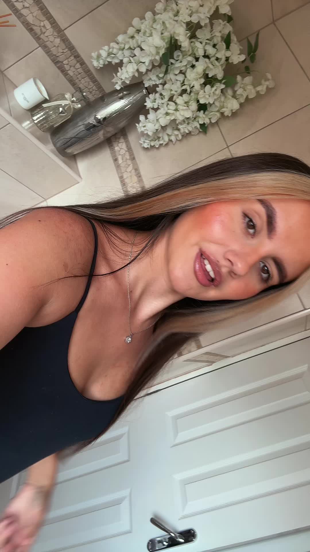 @Nicole🌻Xx
