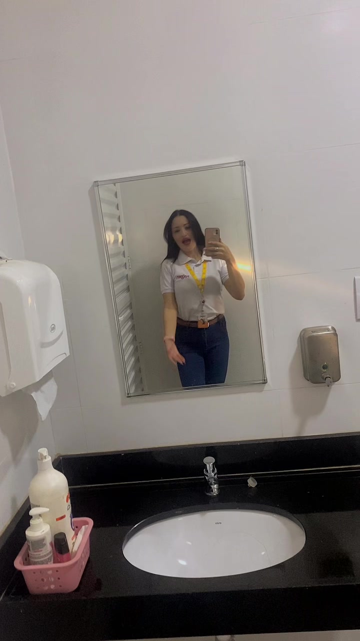 @Rosangelamenezes18