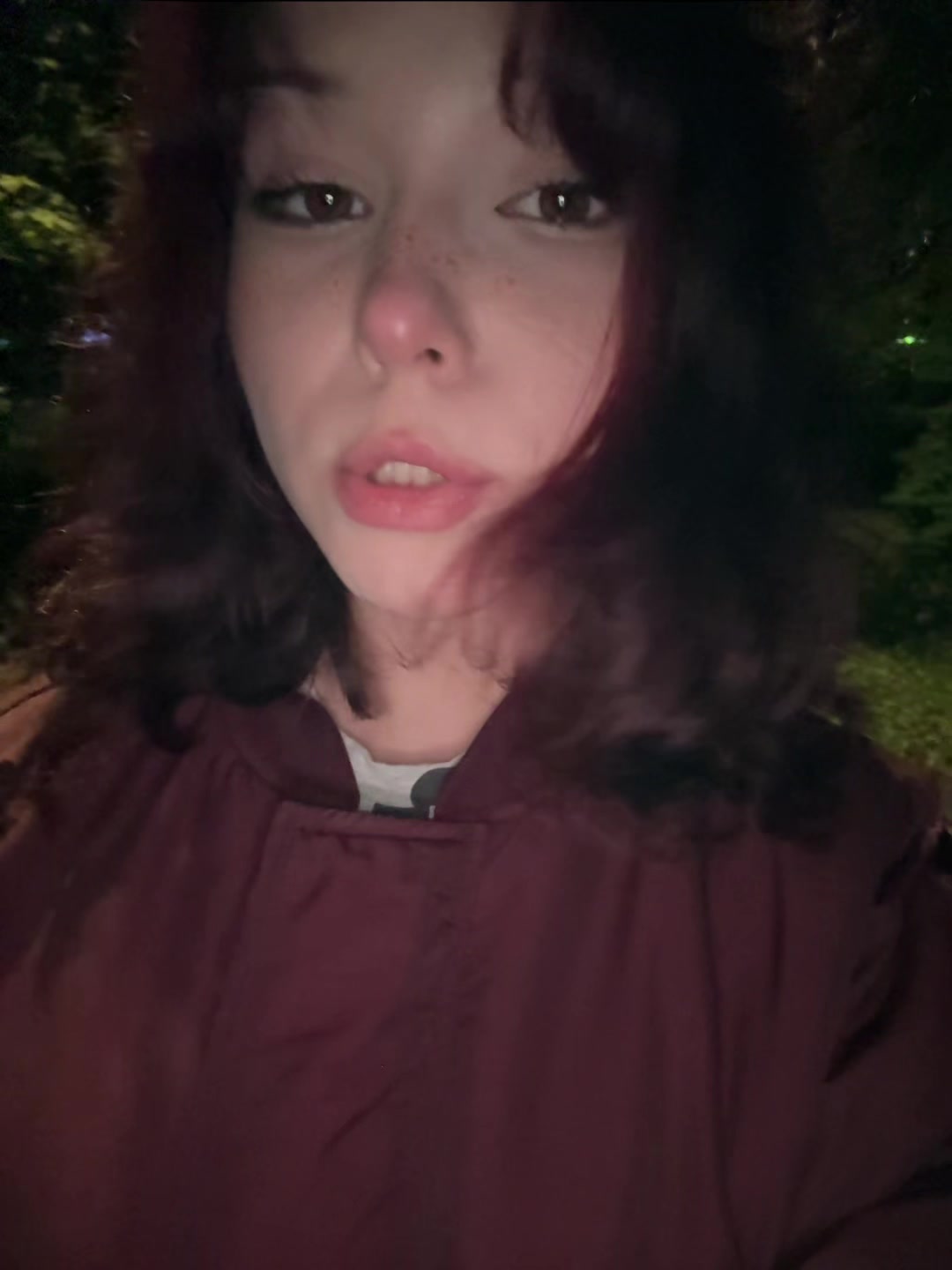 @👅