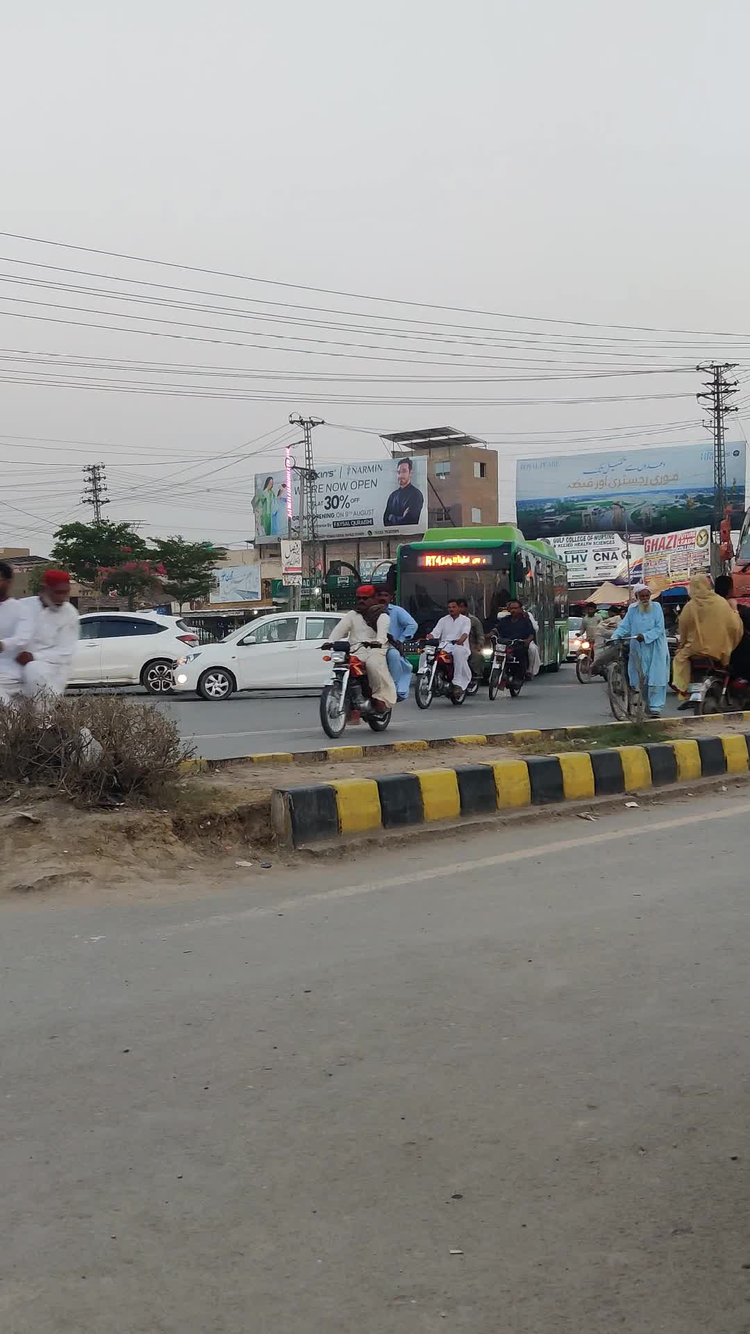 @Punjab Green Bus