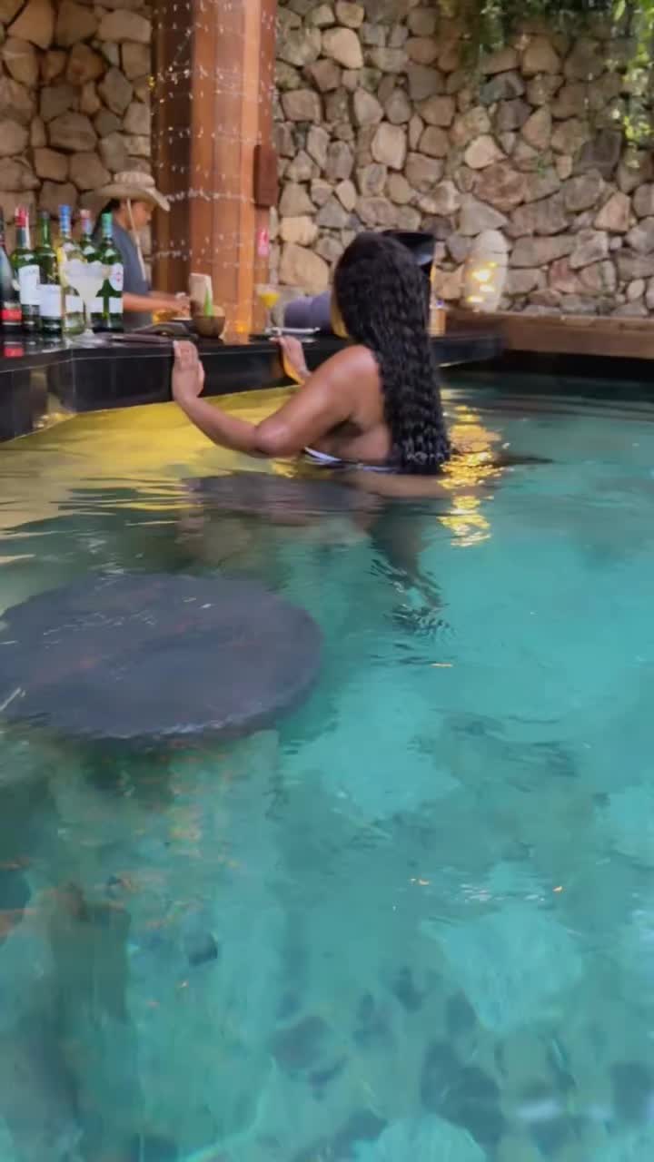 @lolababyn