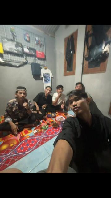 @D I K