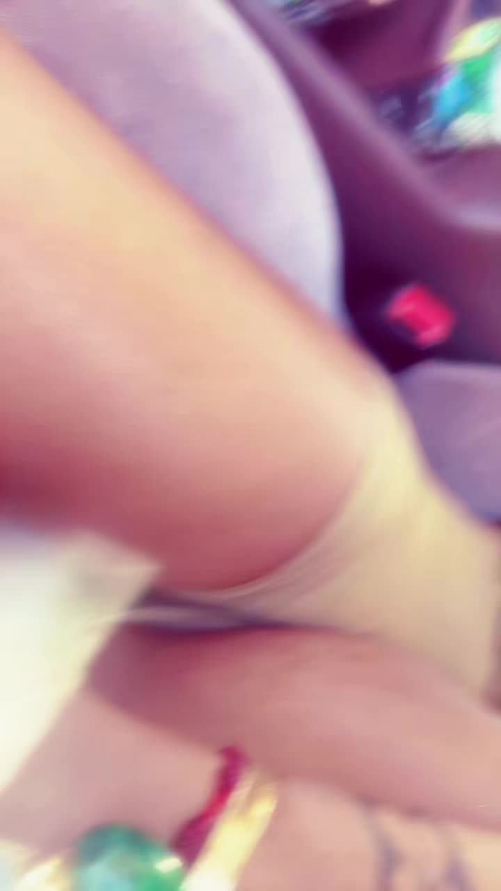 @PRETTY _GIRL_LOCA3๐๐ค