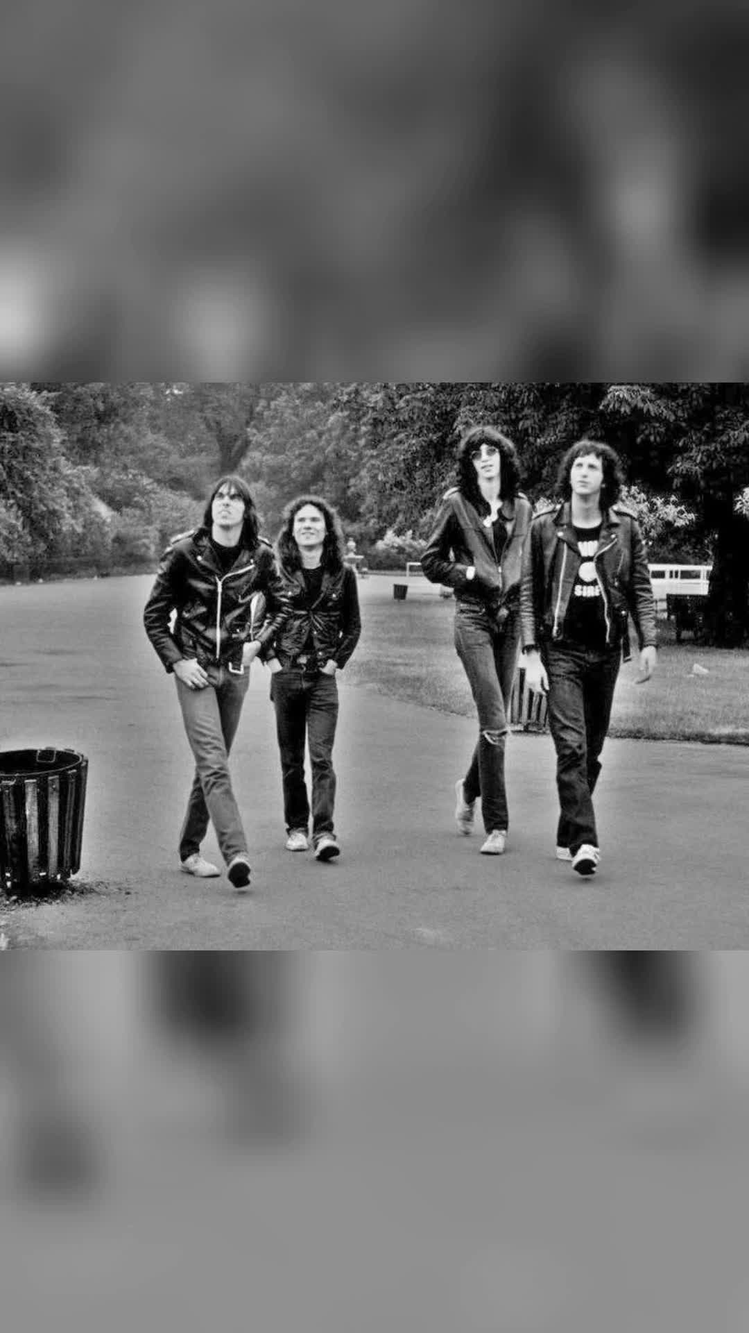 @Black Queen 🇱🇺 🎸 🔥