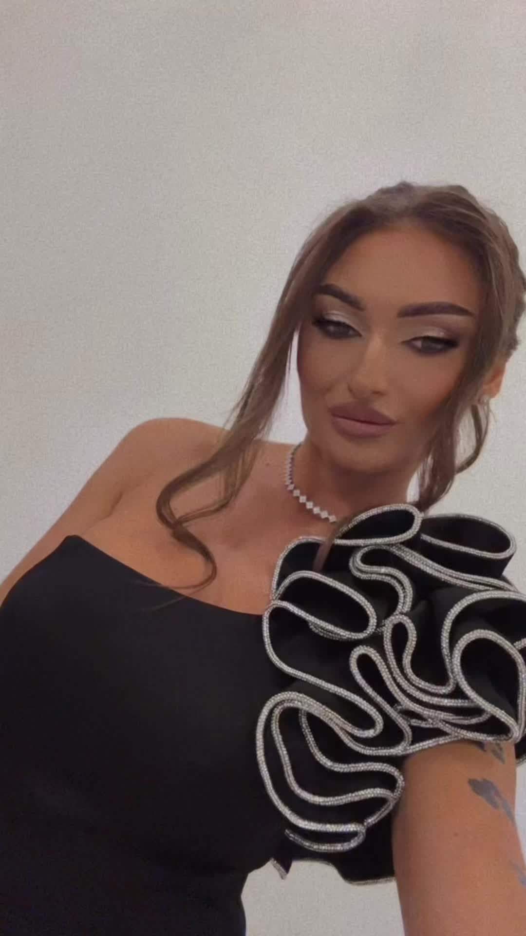 @alexandra.cenuse