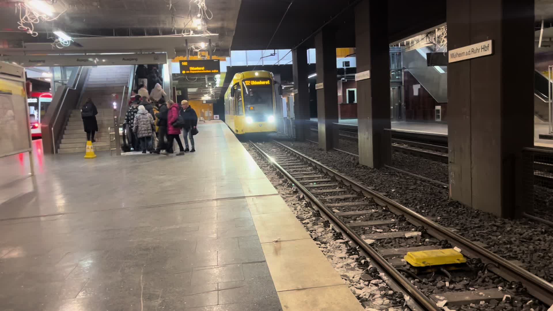 @&Ouml;PNV Busse Bahnen NRW☀️🌦️