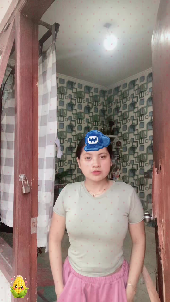 @Emrilia