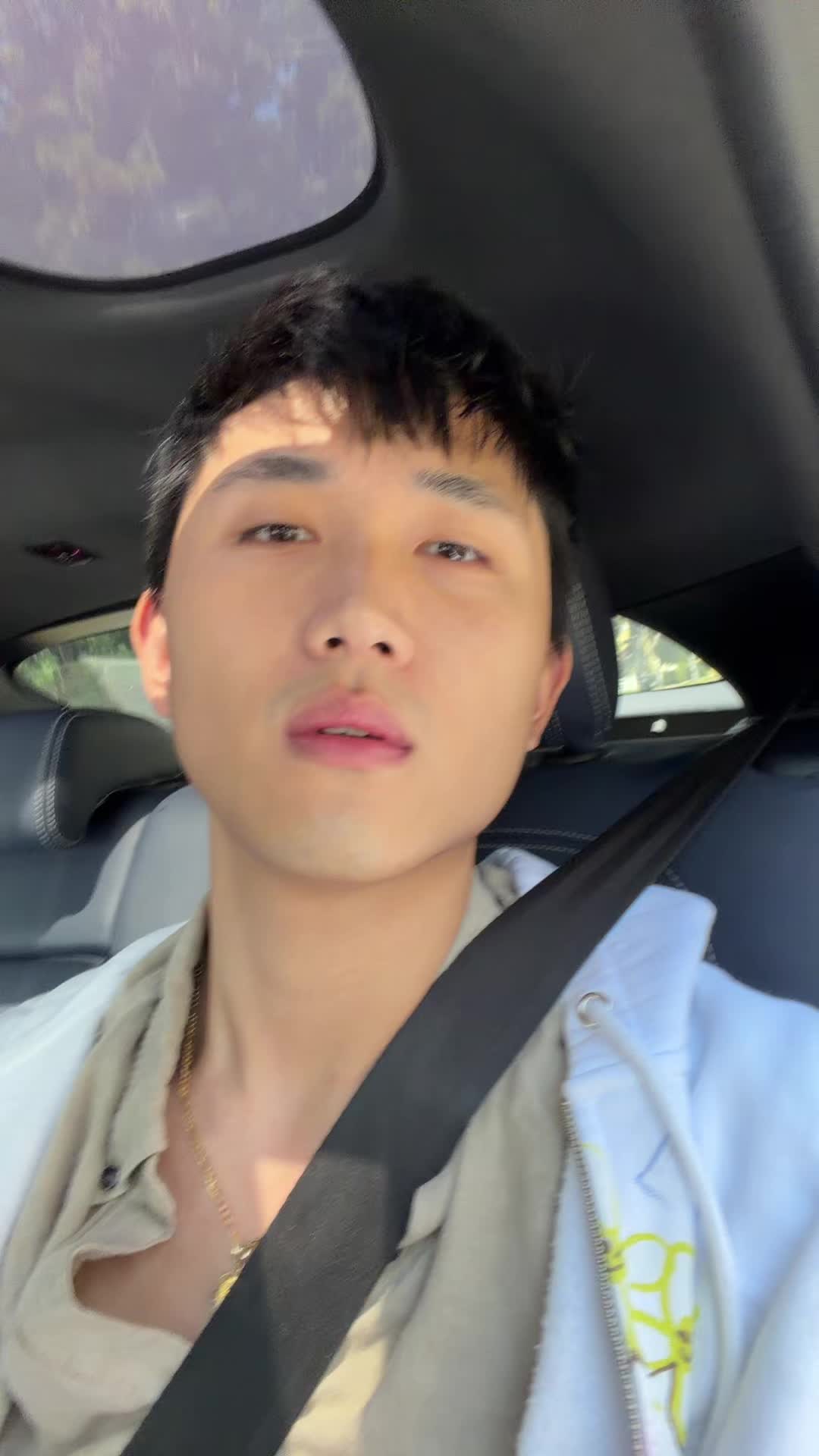 @Charles Hsu Spam Account
