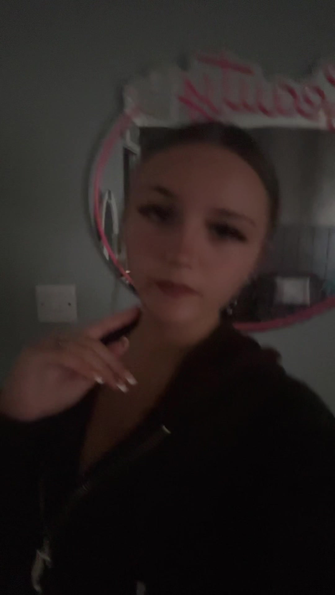 @𝐸ꨄ