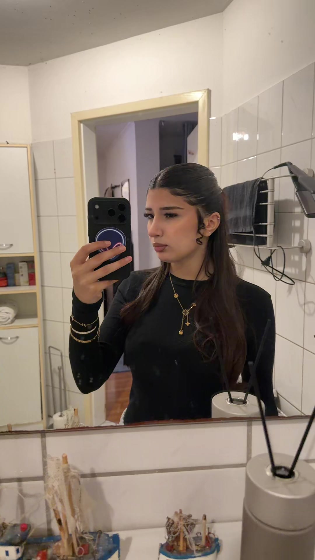 @𝓝
