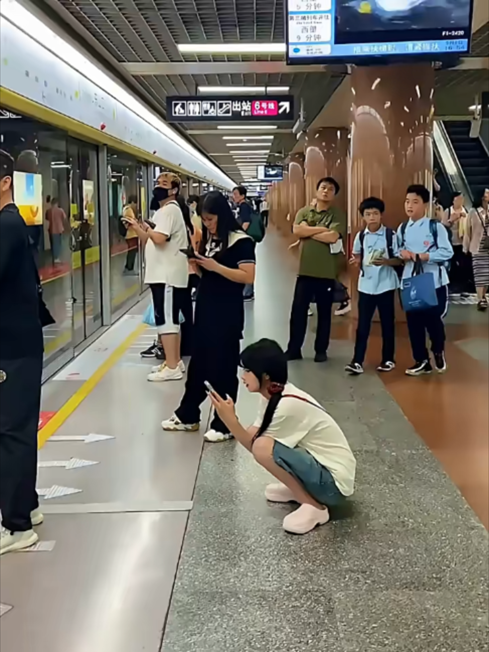 @Xử瑜宝在香港