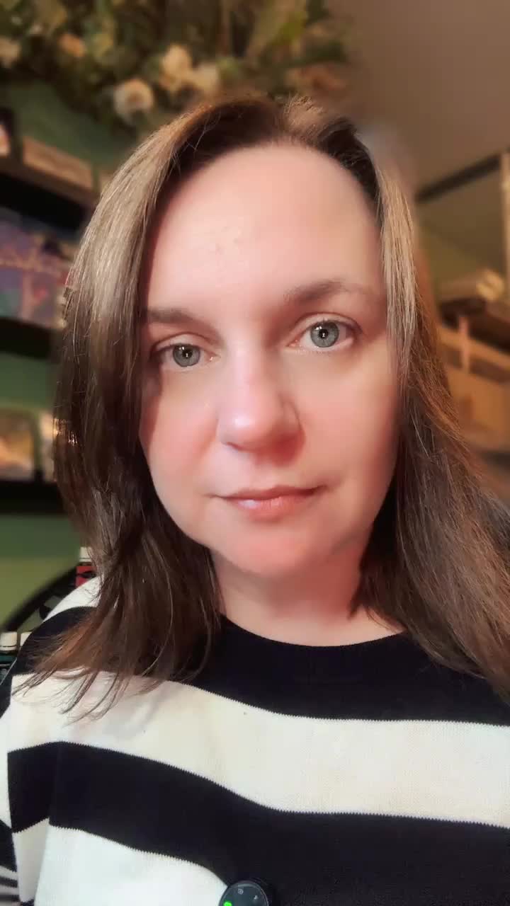 @LUNARIS