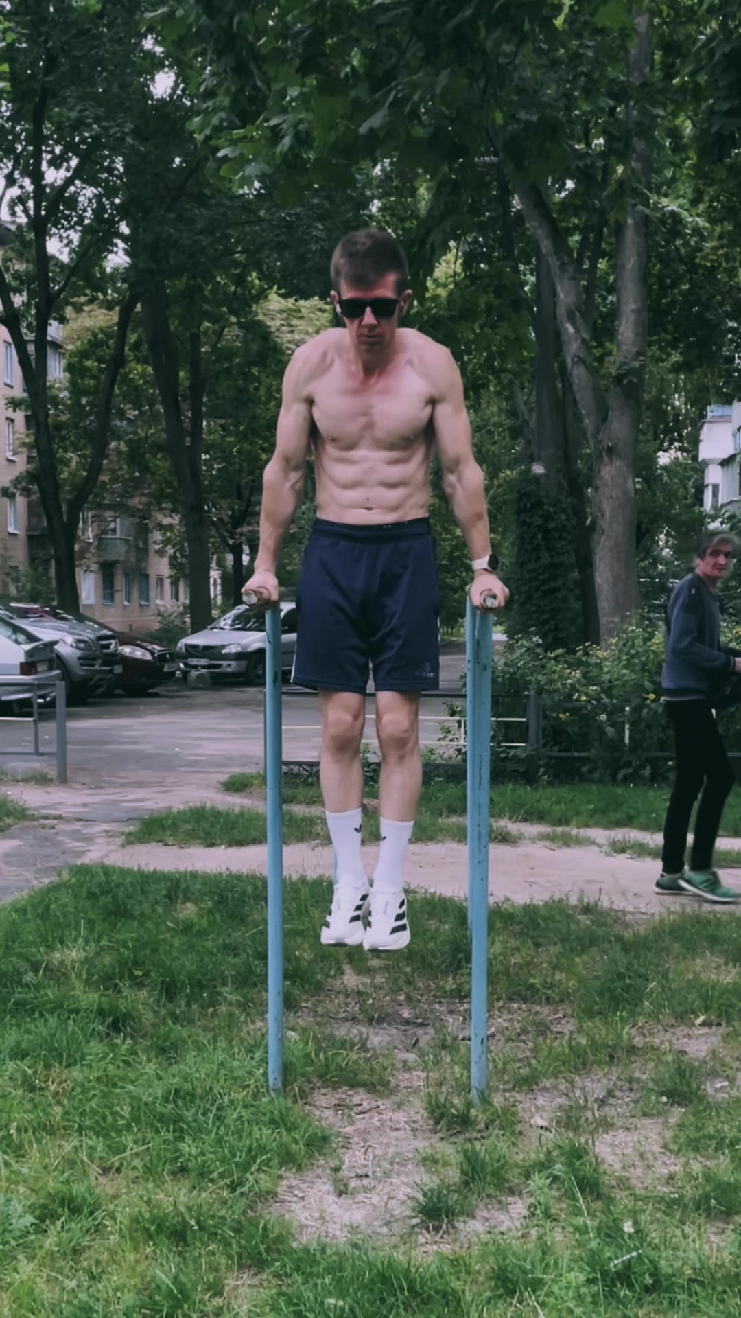 @Бодя павук 🦂🥇🏃