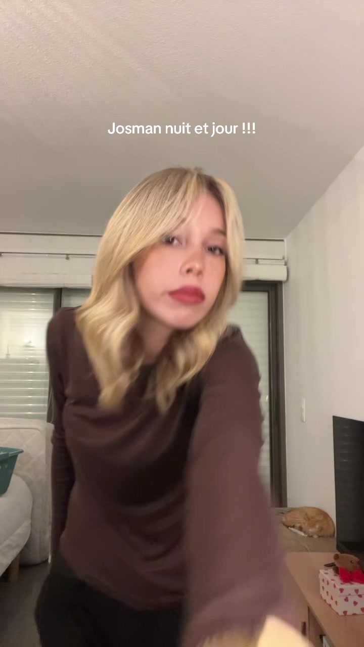 @AMANDINE