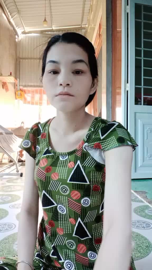 @Nguyễn Nh&iacute;1990