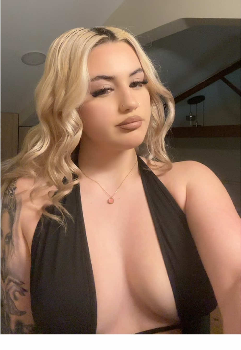 @𝐴𝑙𝑒𝑥𝑥