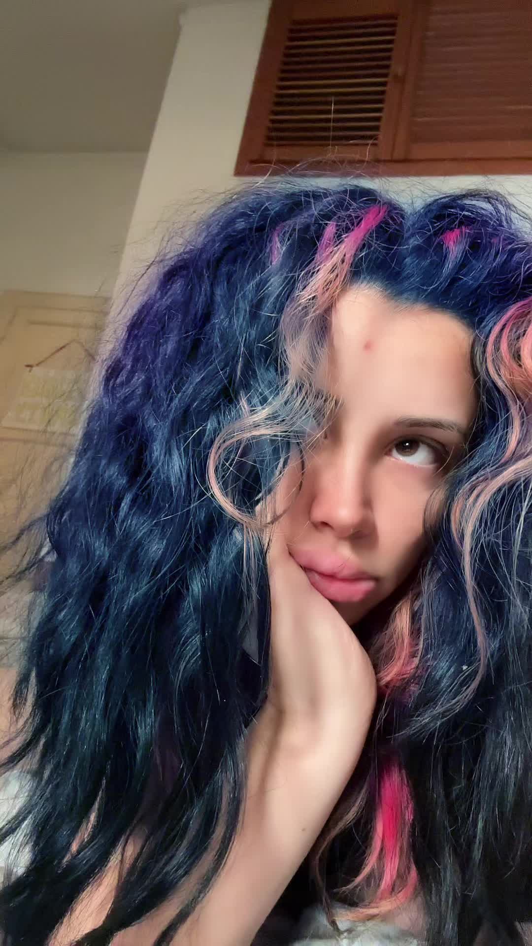 @Liz Surace 💙🤍