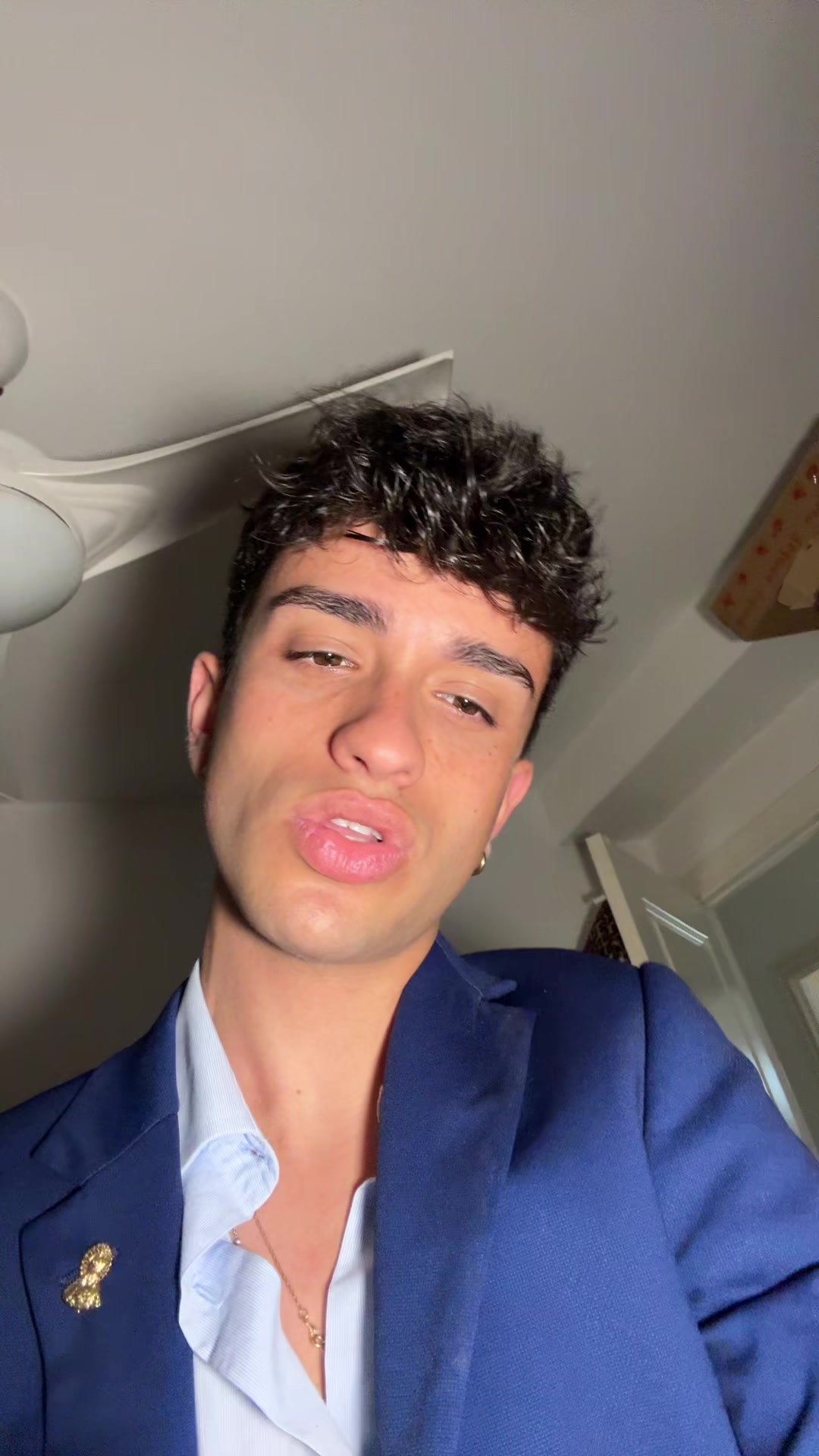 @CARLOS