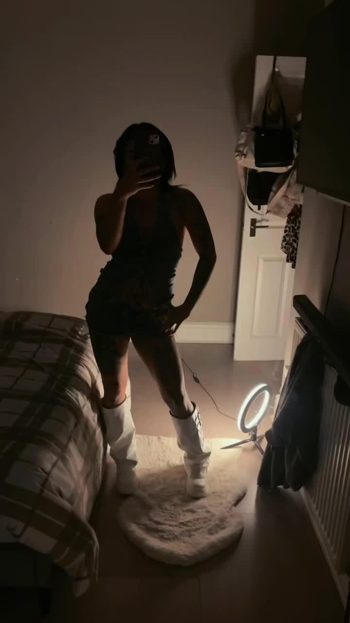 @leahxwatt