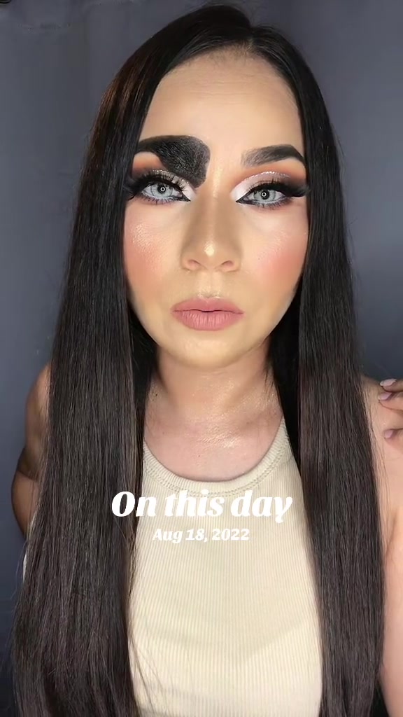 @️Angie Cast