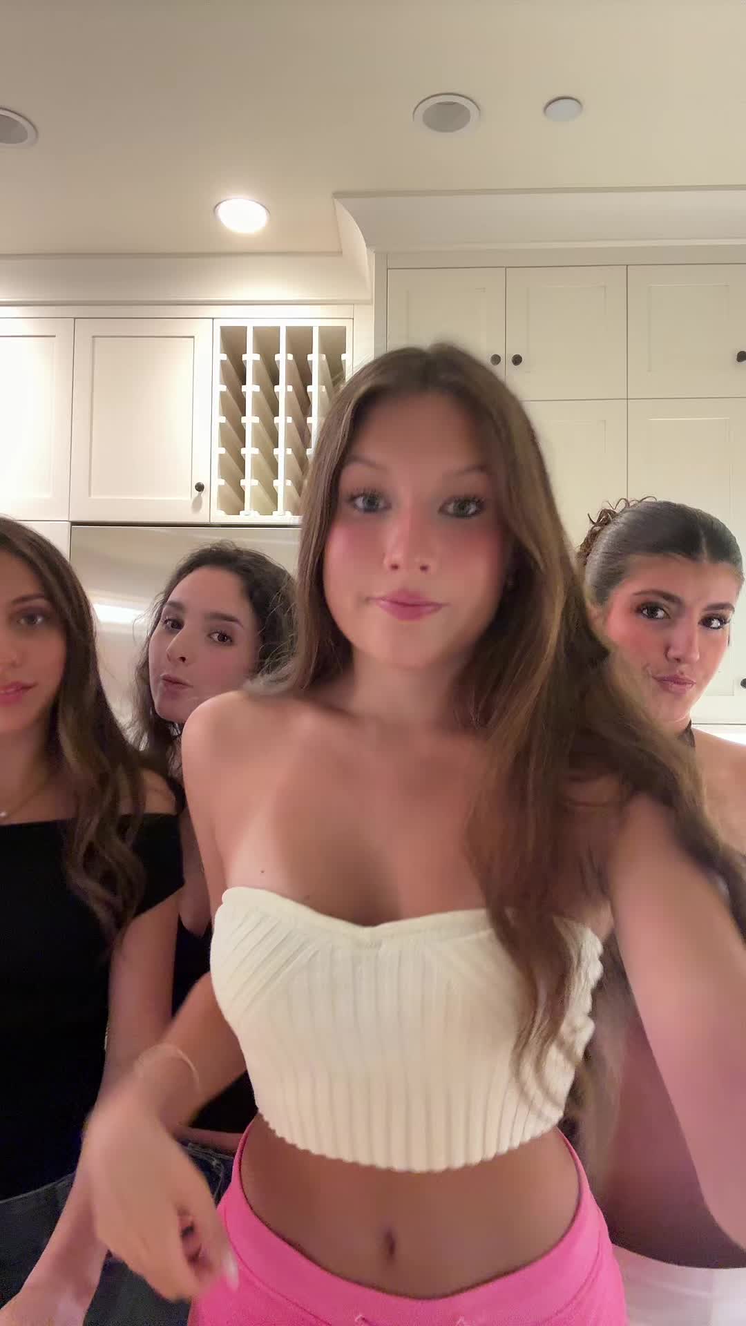 @Mo