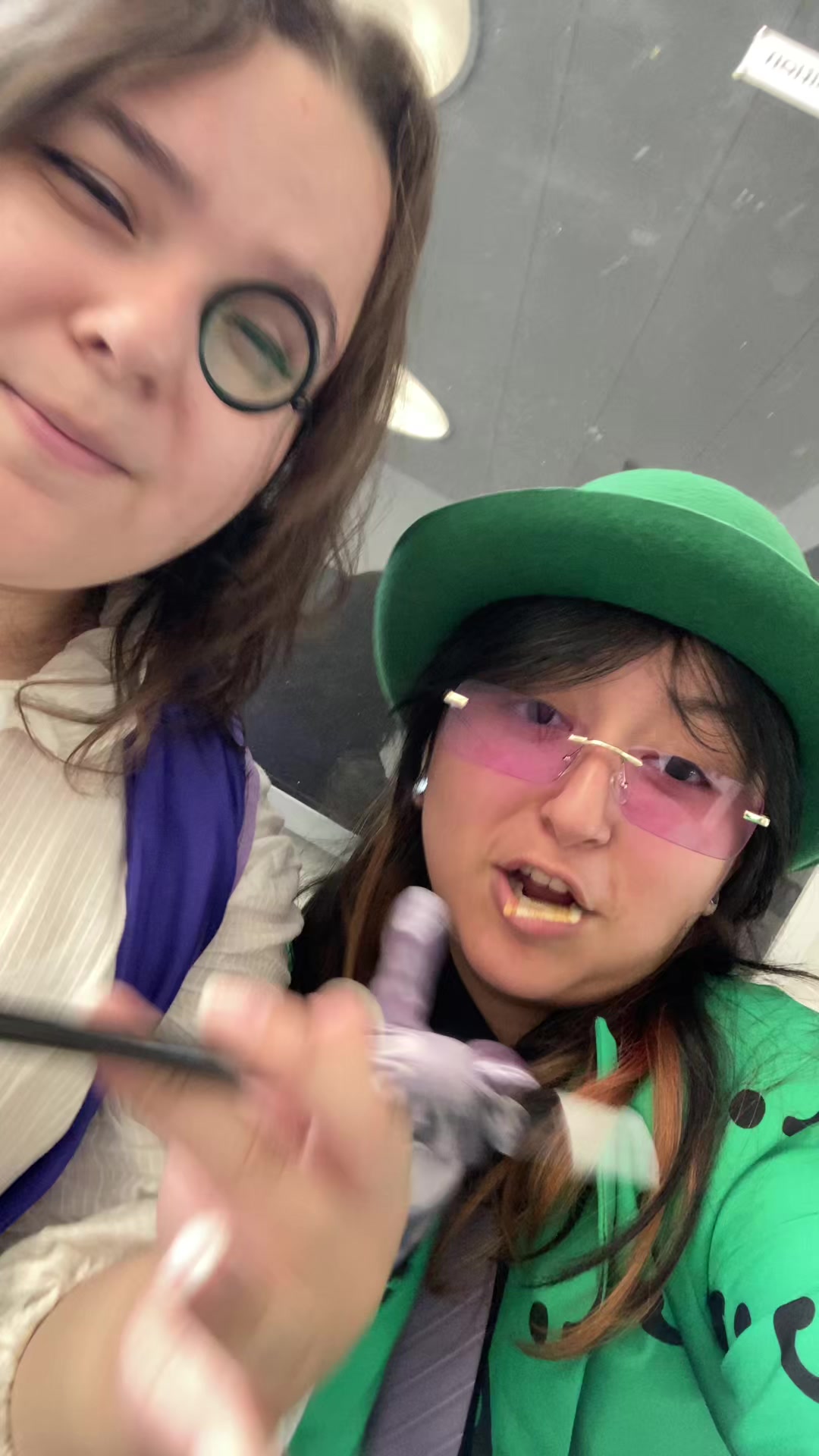 @oh no, it&rsquo;s raine!