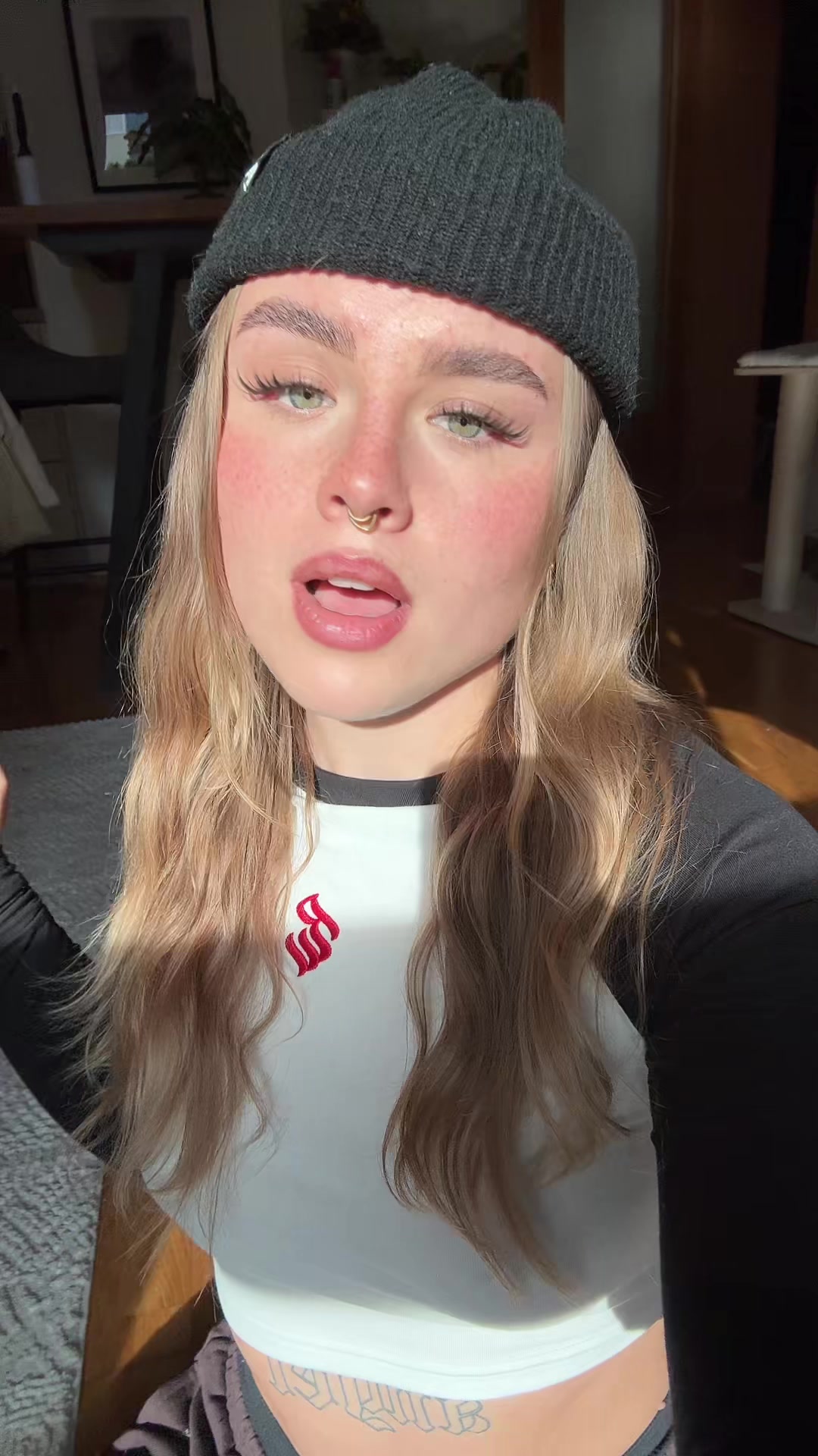 @Lara🖤