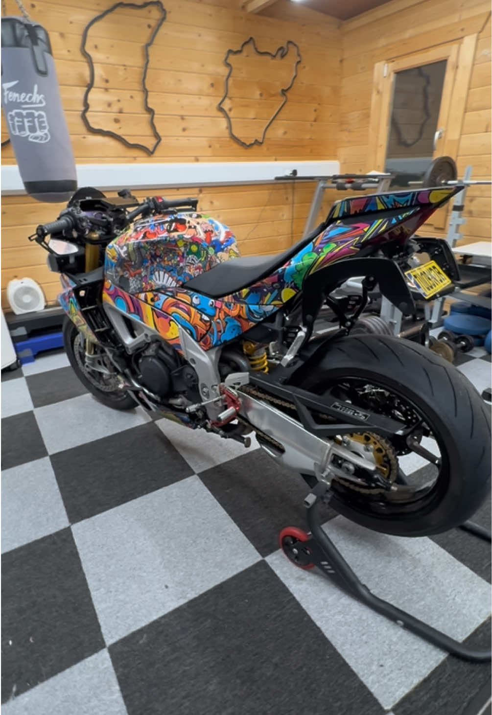 @theraceshackuk