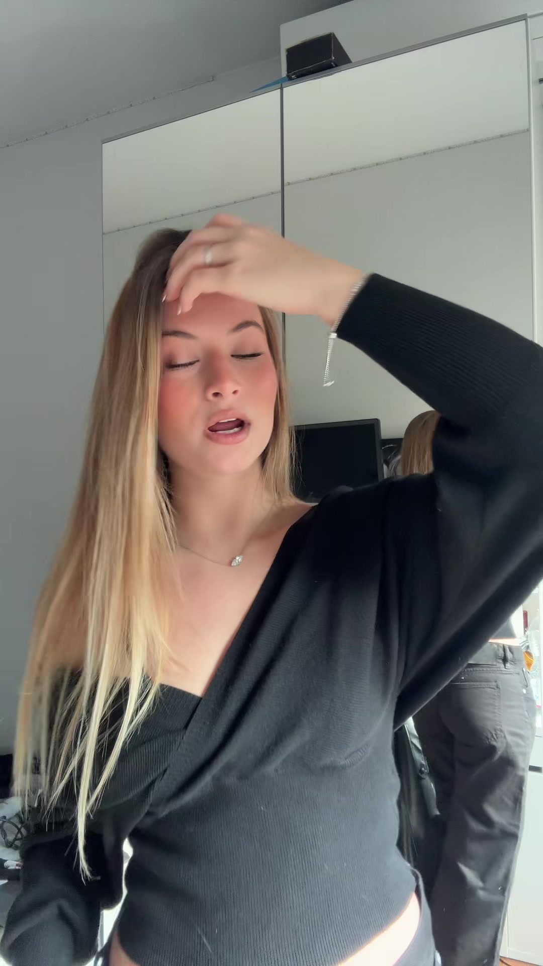 @allegra ferrari
