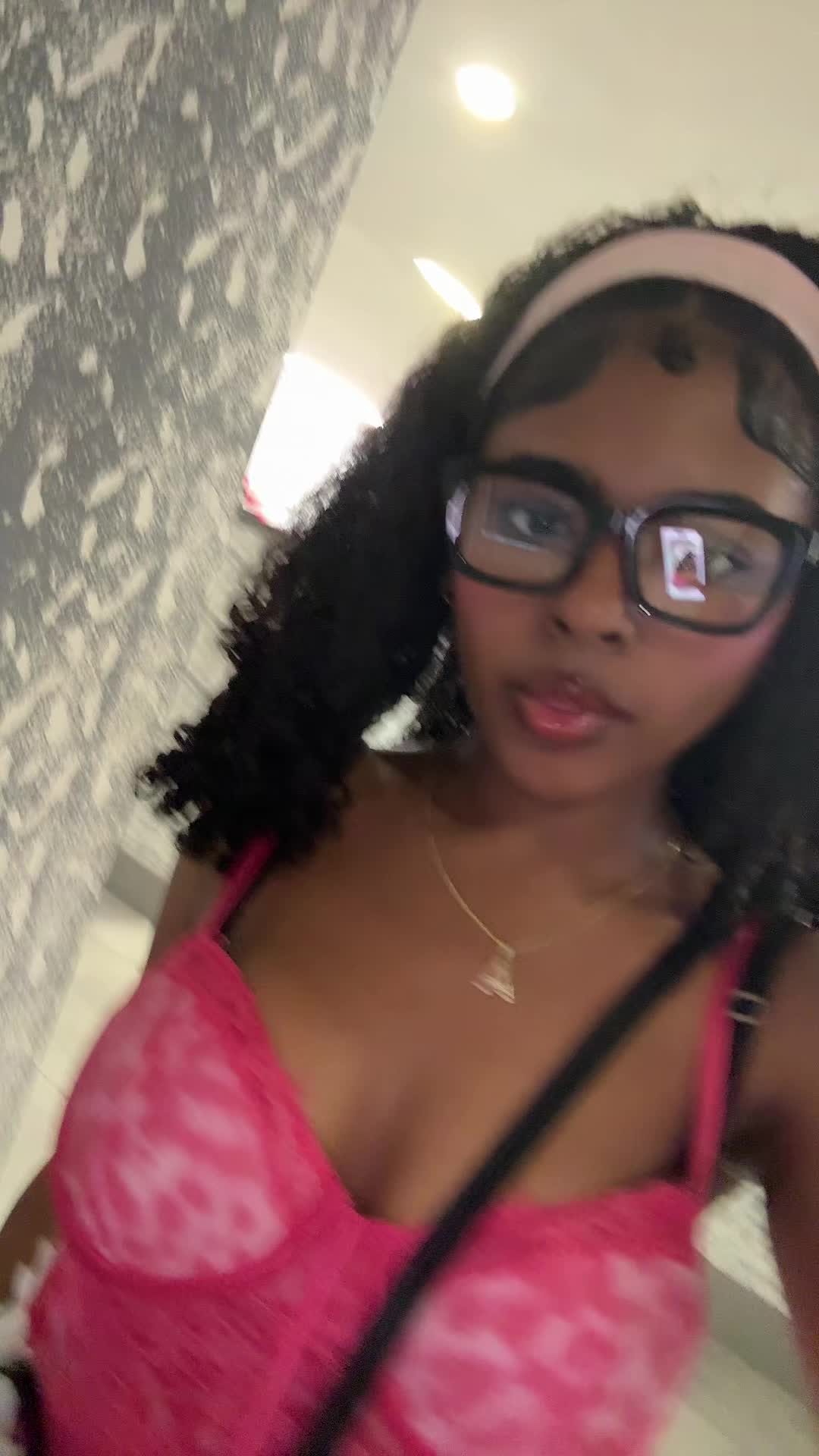 @Arantxa
