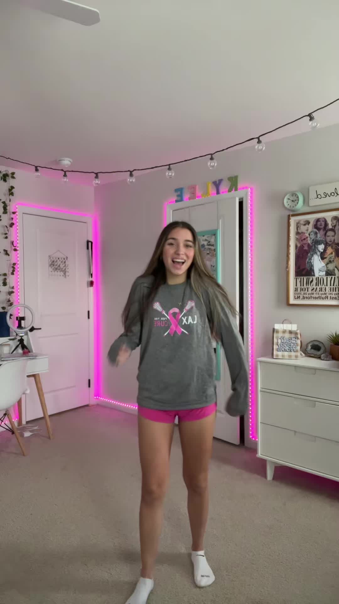 @Ava (Link In Bio 😘)