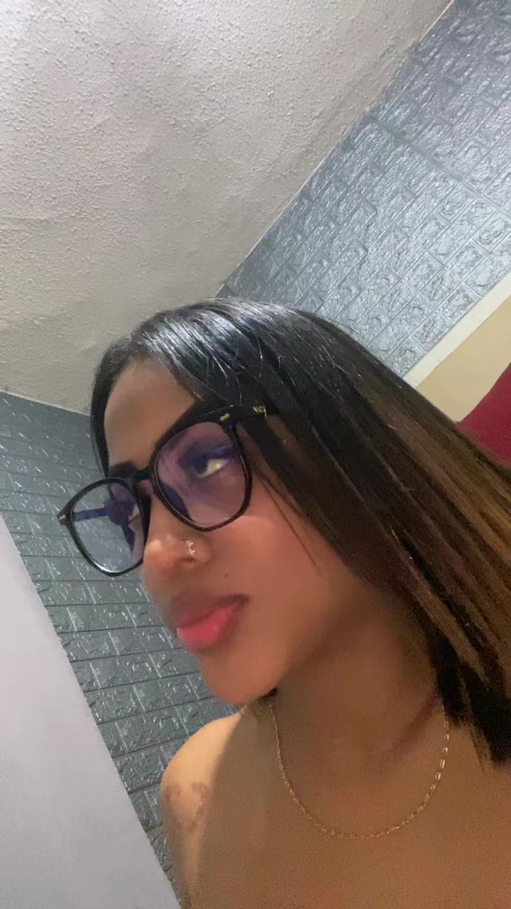 @Kennilashes