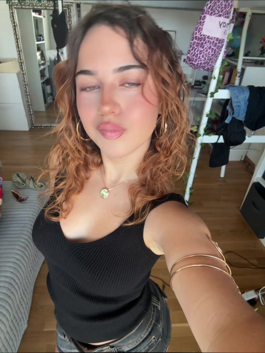 @skvll