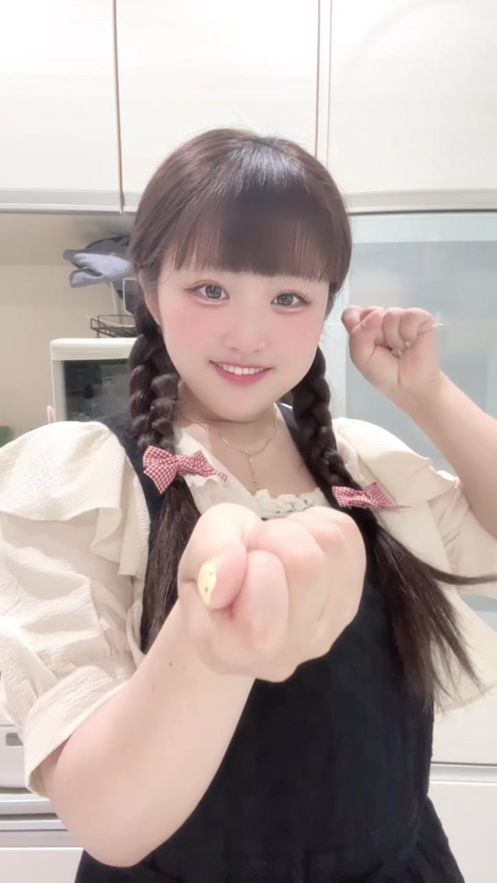 @梨々愛(りりあ)