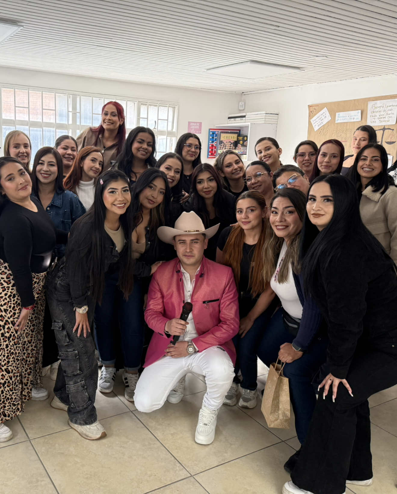 @Trendy Maquillaje