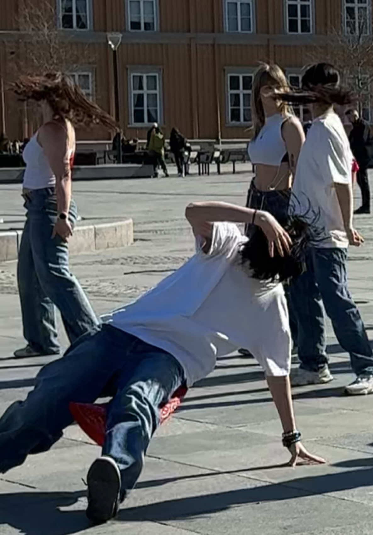 @Chromatic Dance Crew