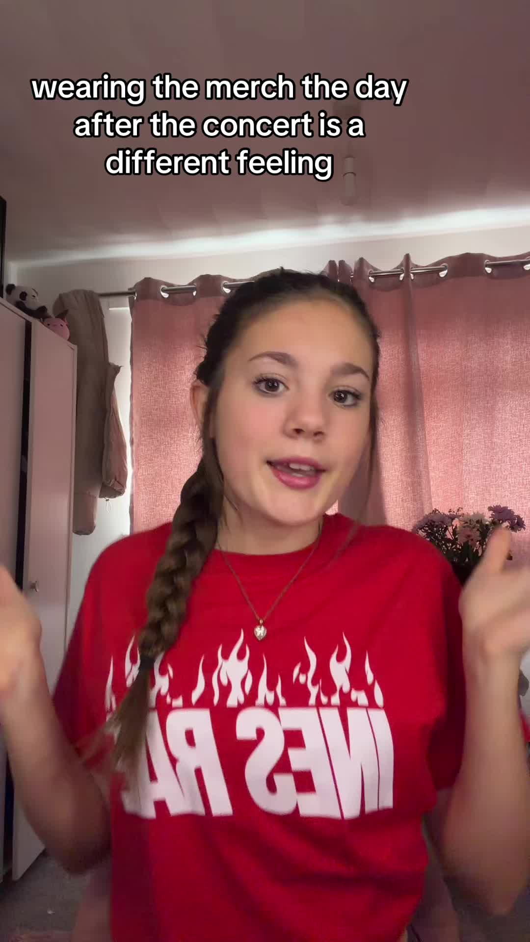 @lexie🏄&zwj;♀️🪐