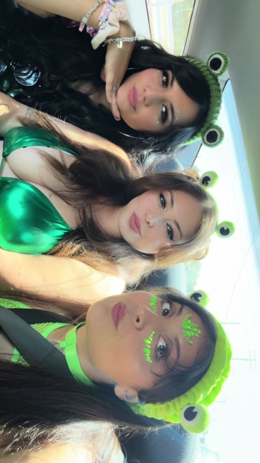 @heymonii