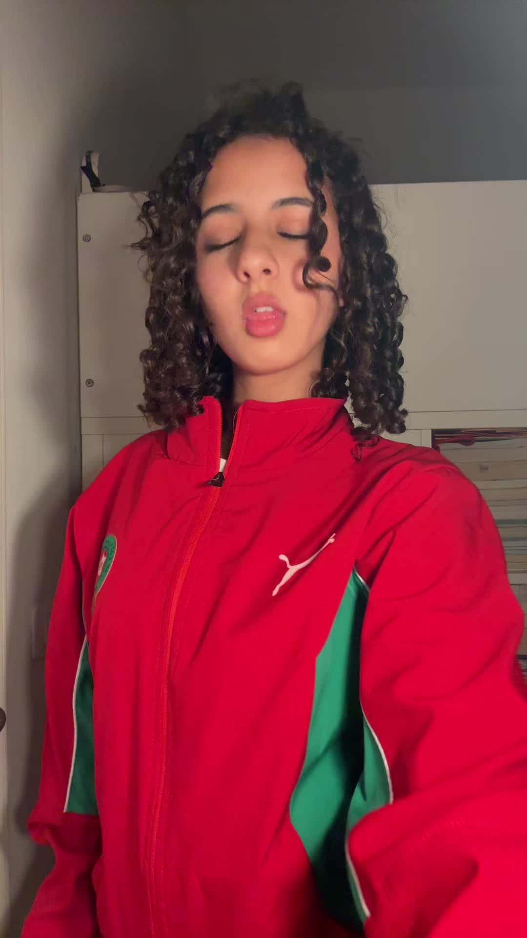 @Yas🍉