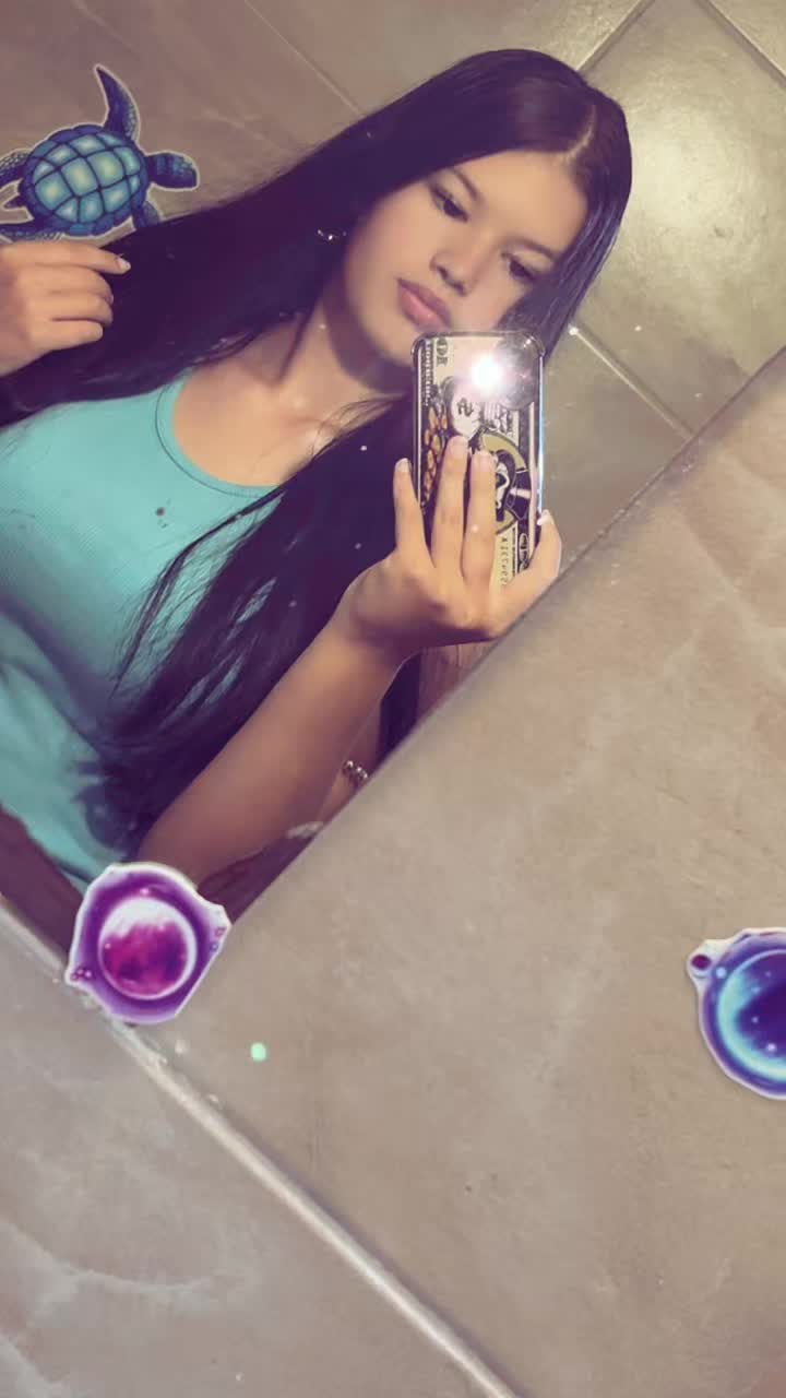 @Zoecska