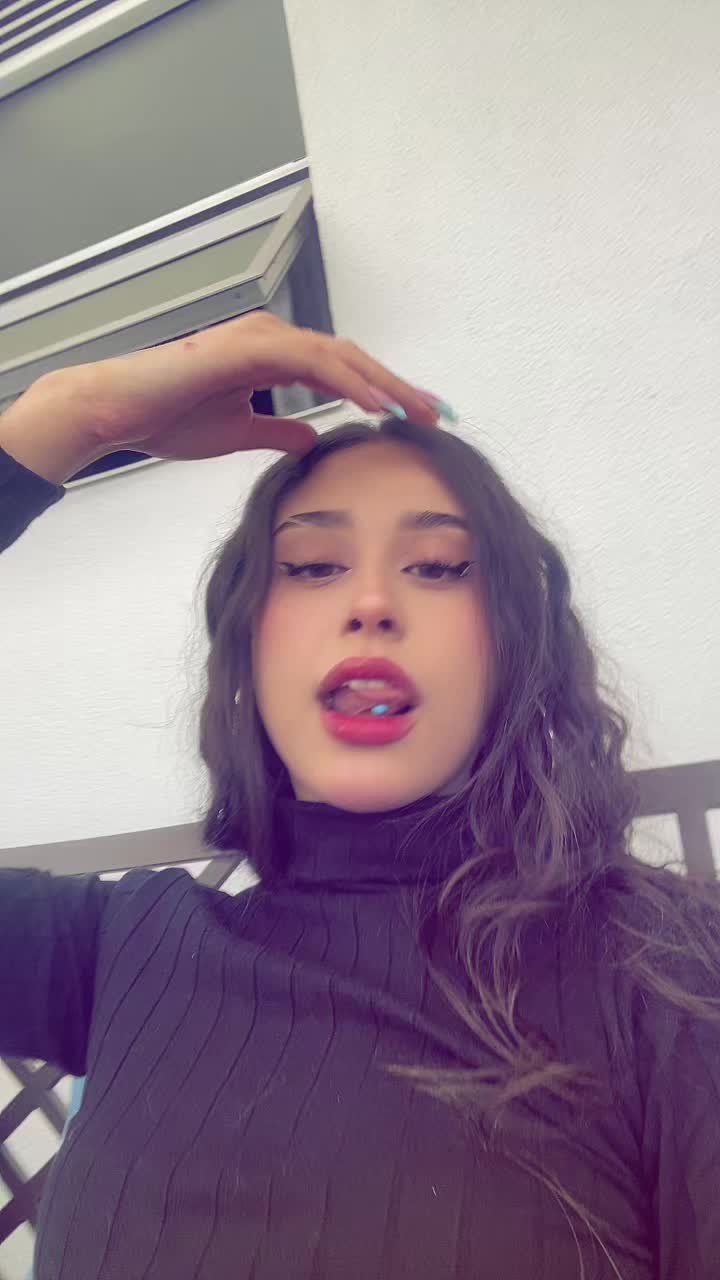@valeria_🪬