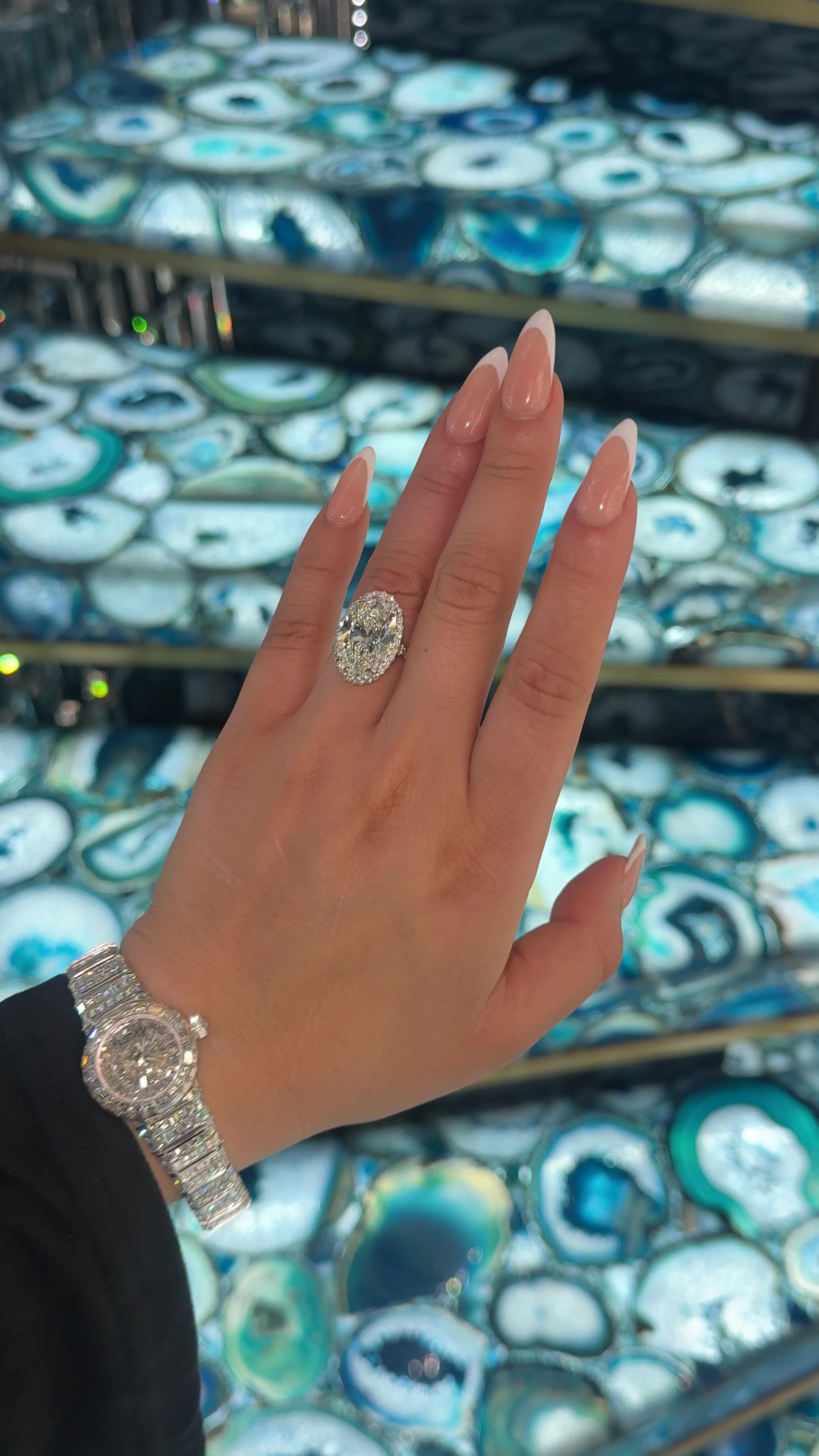@Victoria Pristine💎