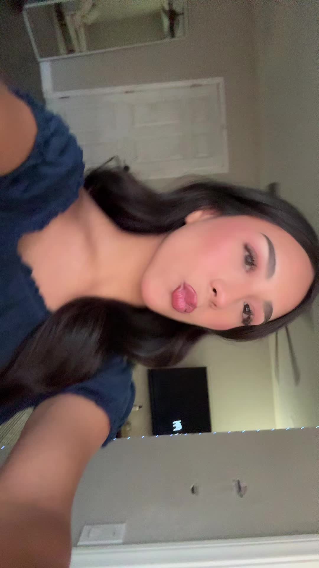 @️