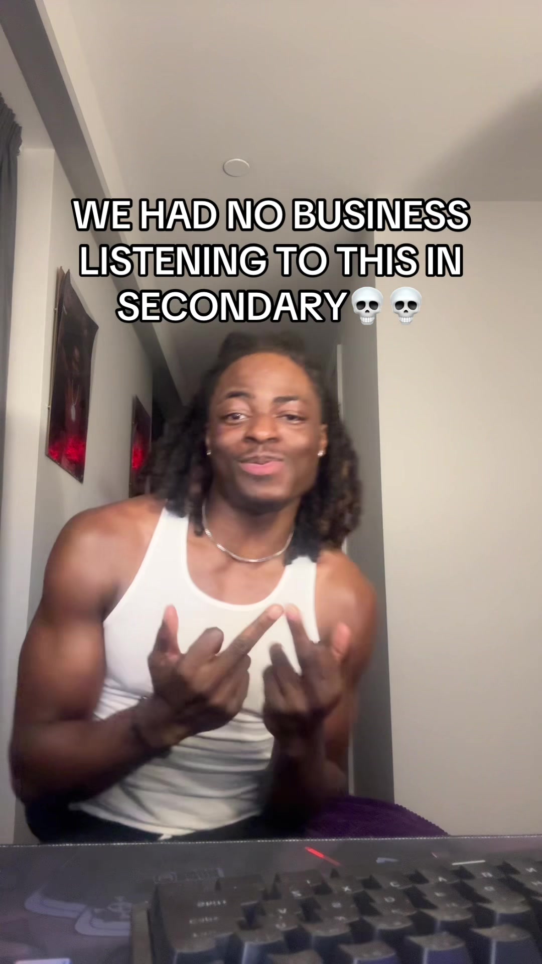 @wH