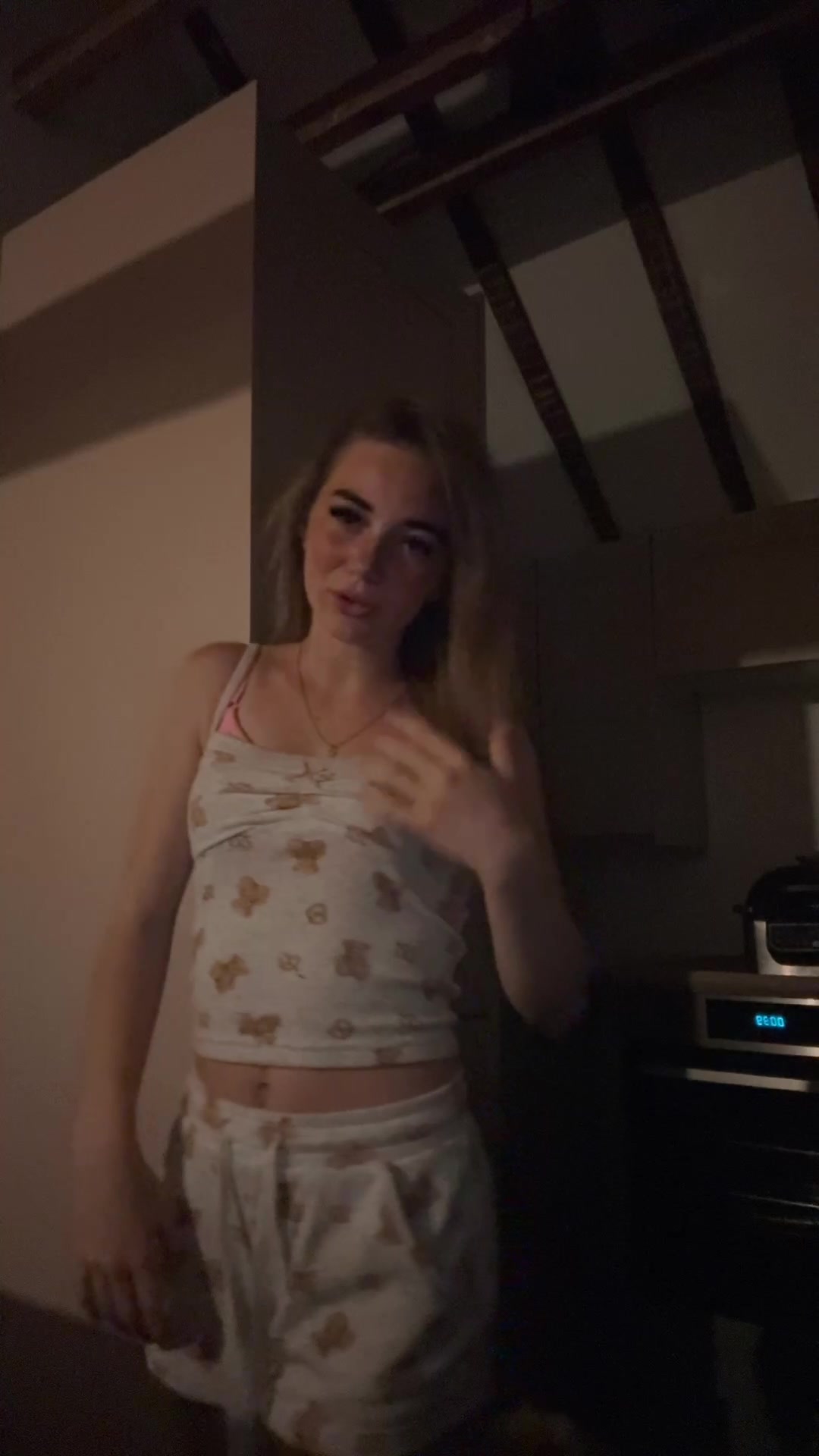 @𝐁𝐞𝐥𝐥𝐞𝐥𝐨𝐮𝐢𝐬𝐞𝐟𝐨𝐫𝐝