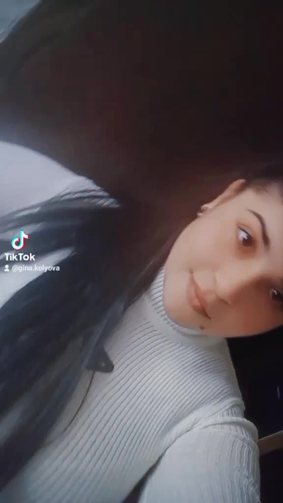 @Gina Kolyova