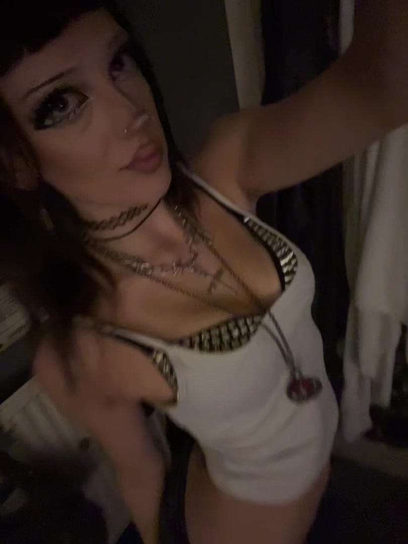 @🦇