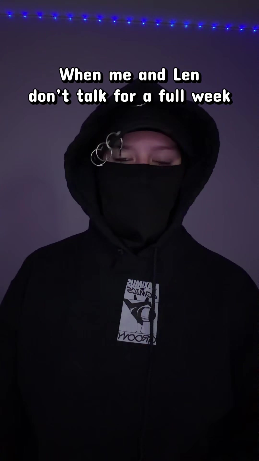 @Girl in the black mask