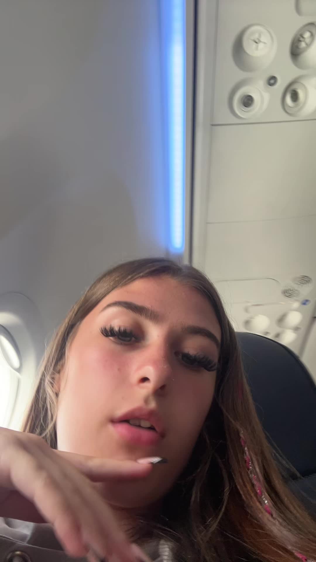 @𝓈𝓅𝒶𝓂💋